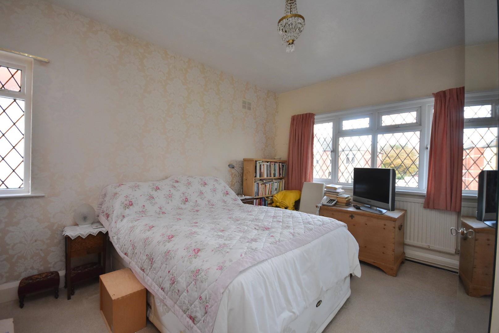 119 Plymouth Road, Penarth, CF64 5DF